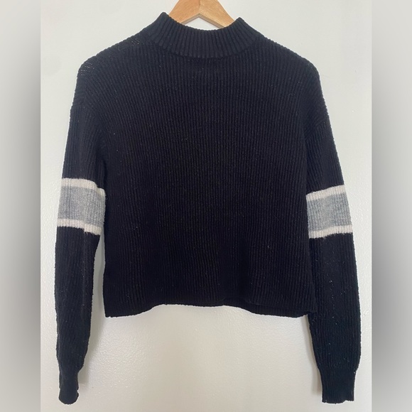 J and J mock neck sweater - black and white color blocking - size S - Picture 3 of 14